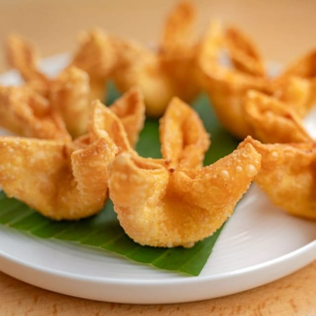 Crab Rangoons.