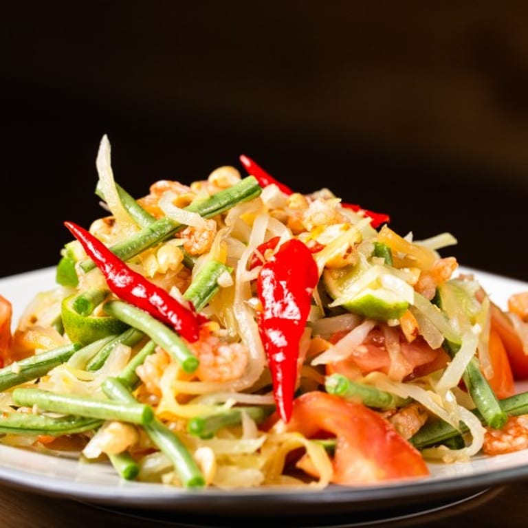 Experience Authentic Som Tum Thai