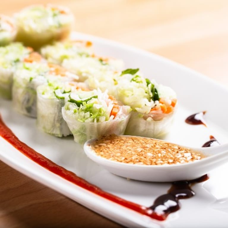 Delicious Fresh Spring Rolls: A Light and Tasty Appetizer