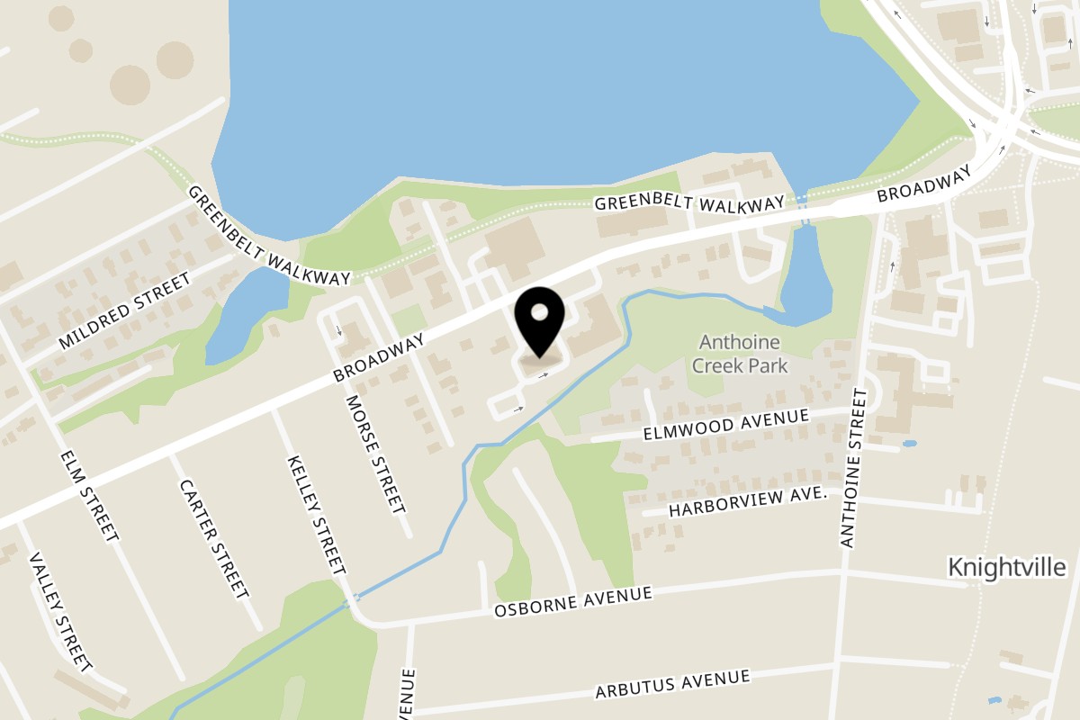 Map showing the location of Pattaya Kitchen on 740 Broadway in South Portland